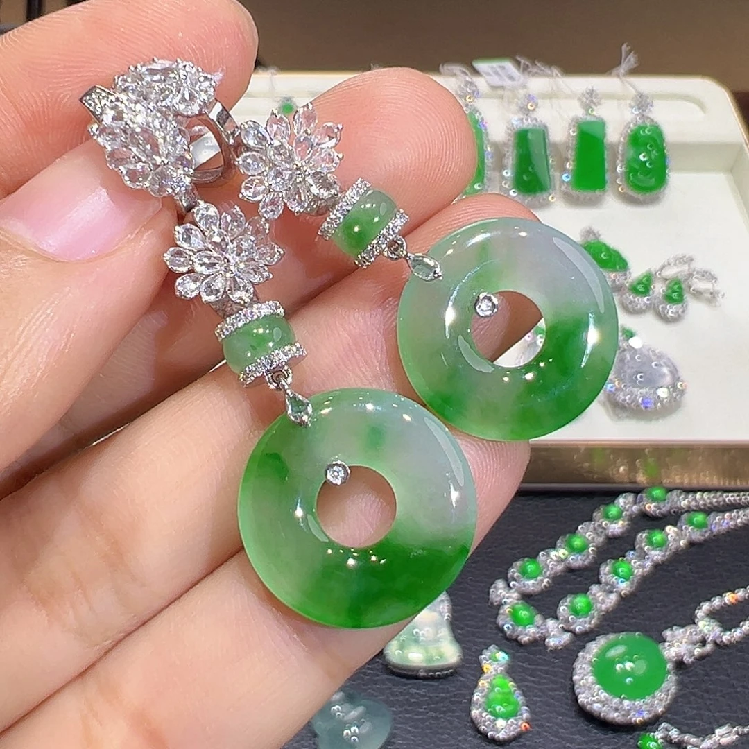 翡翠18K金镶嵌耳饰