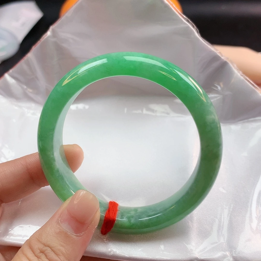 翡翠手镯未镶嵌54圈2320