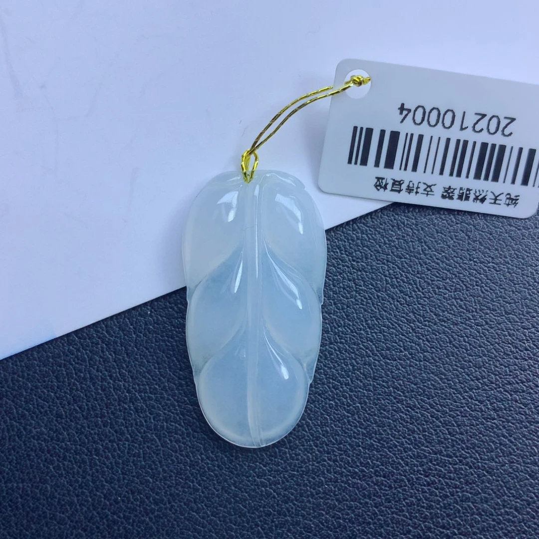 翡翠颈饰未镶嵌金枝玉叶