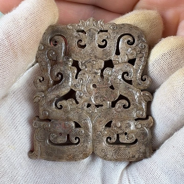 和田玉未镶嵌挂件国***褚