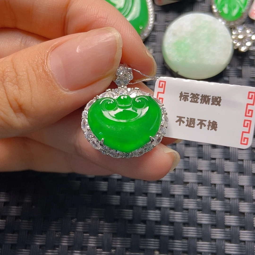 翡翠银S925镶嵌颈饰