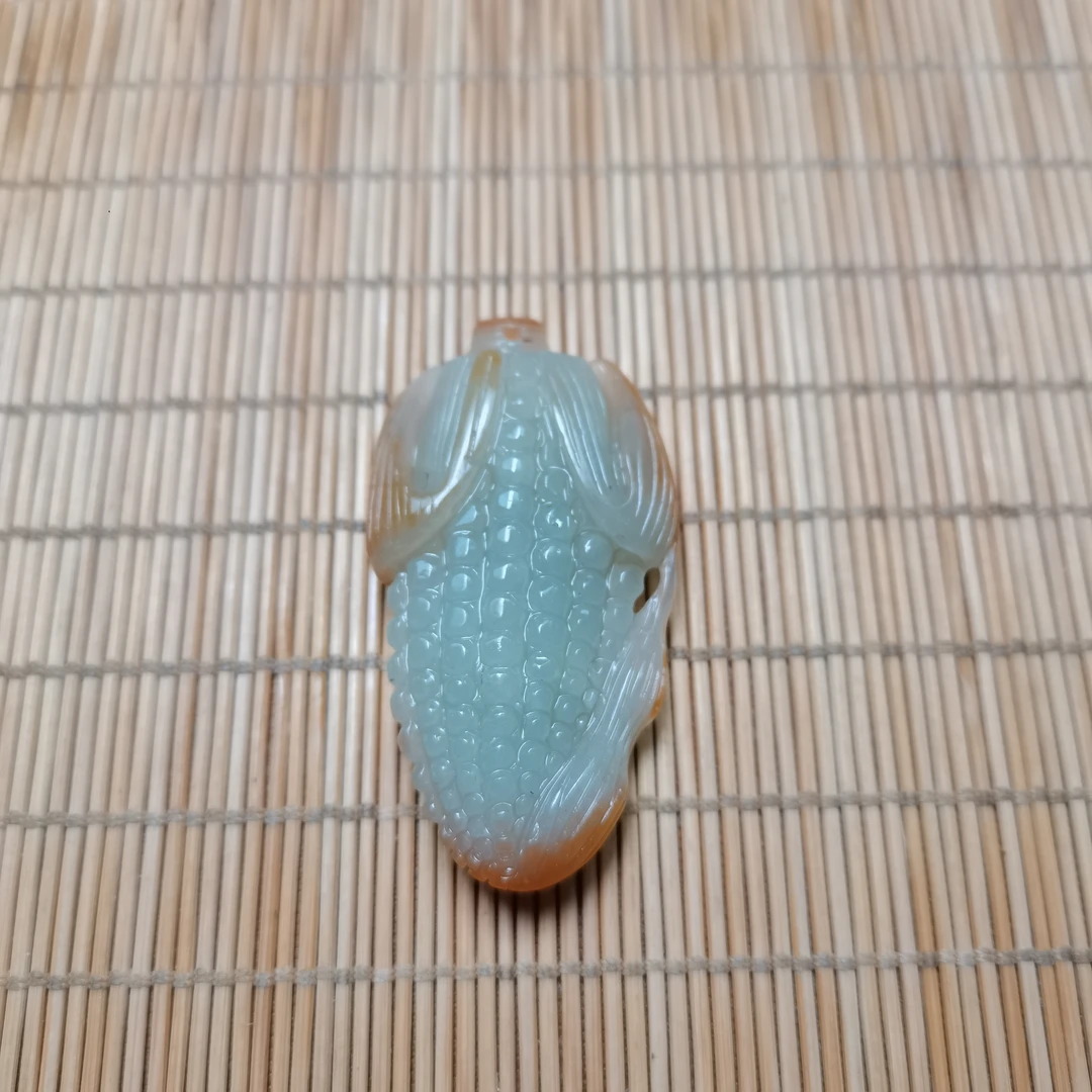 新疆和田玉硕果累累玉米挂件