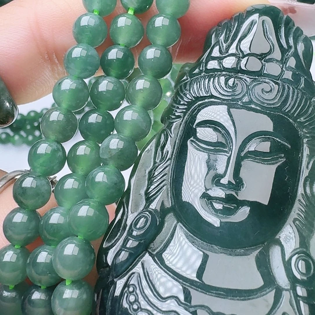 翡翠未镶嵌颈饰111