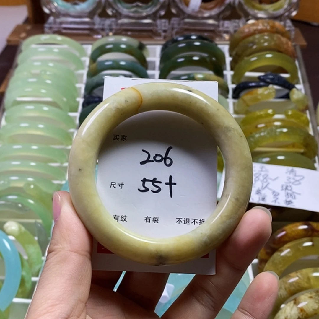 【闪购商品】蛇纹石玉手镯未镶嵌