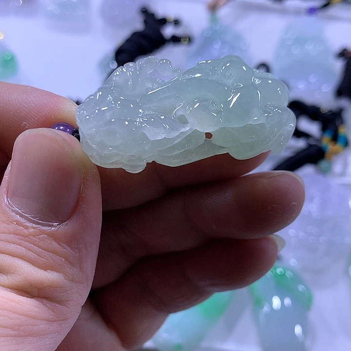 翡翠颈饰未镶嵌天然翡翠A货吊坠