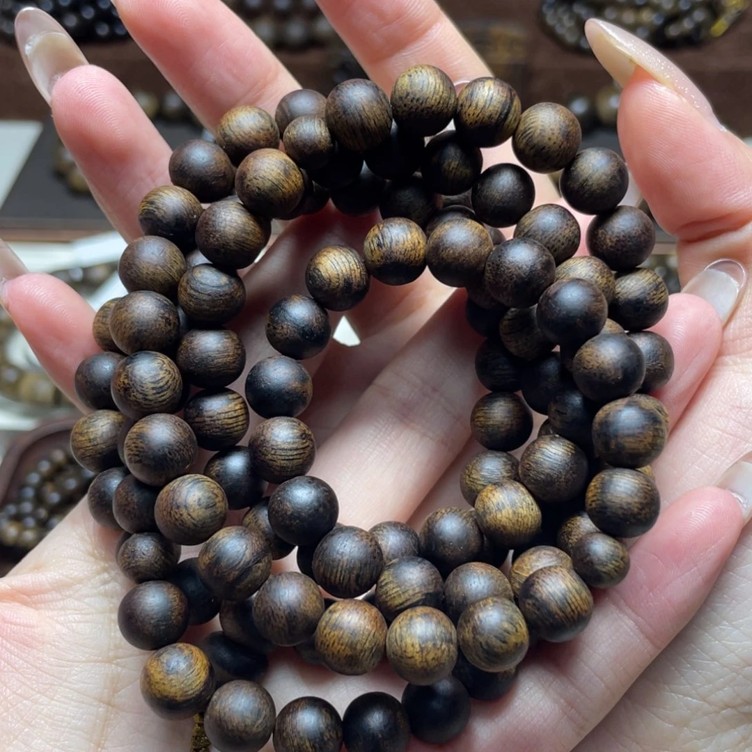 沉香手串临****司越南富森红土土埋土沉沉香0.9*108