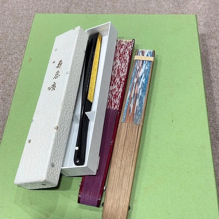 小****品新亿阁杂项默认微瑕