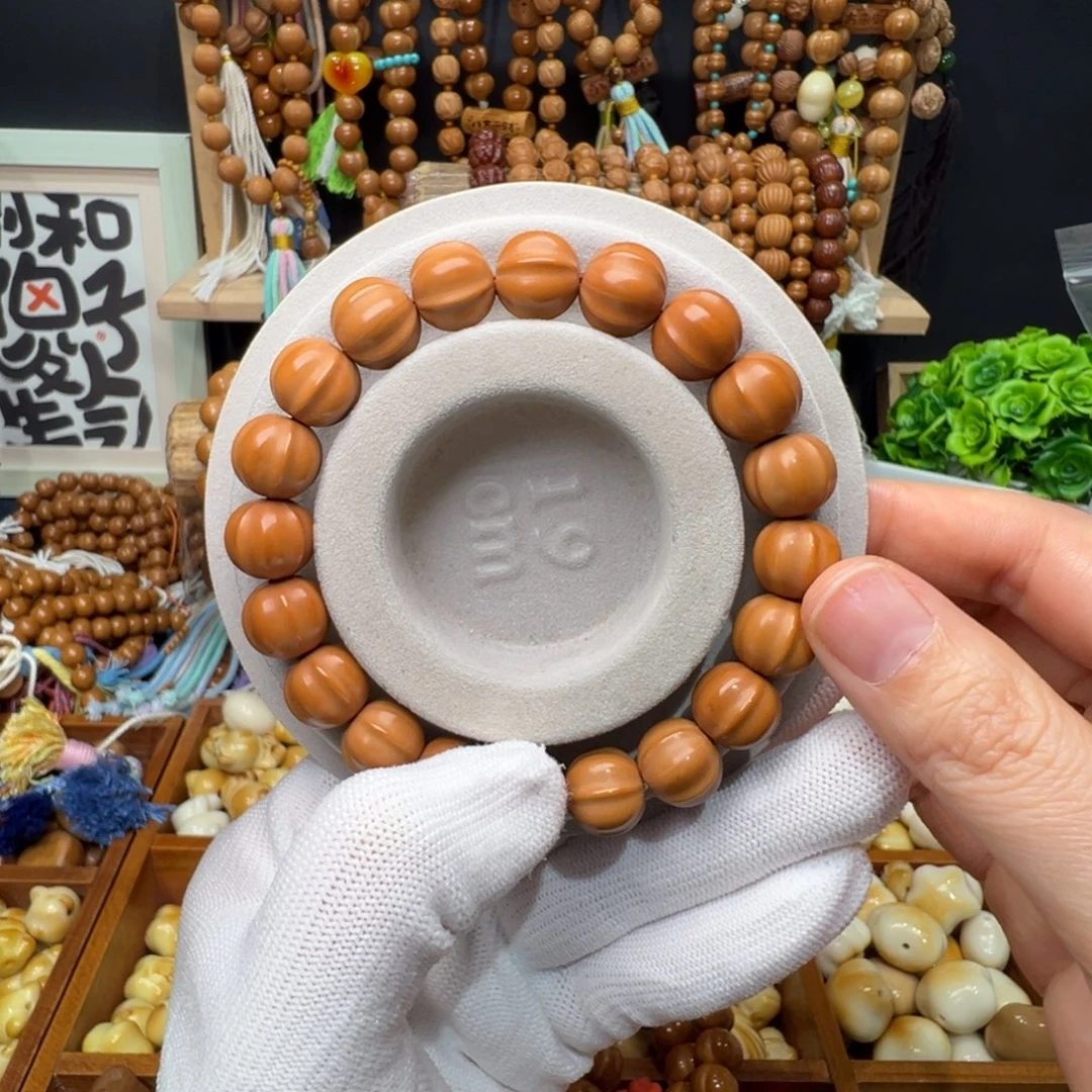 猴头核桃吊坠微瑕鲨鱼