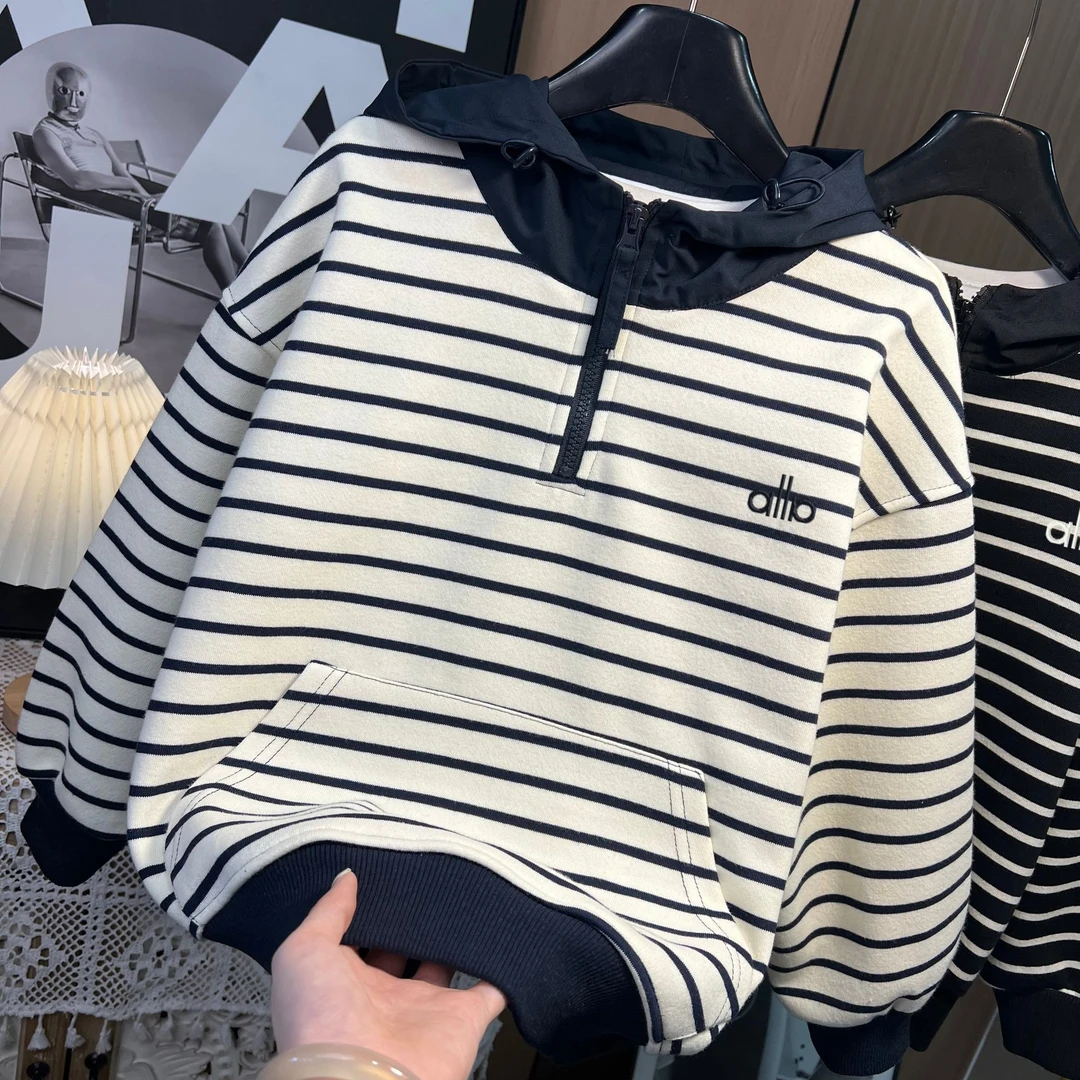 潮酷范~2025男童秋季新款时髦复古风条纹连帽卫衣S10322