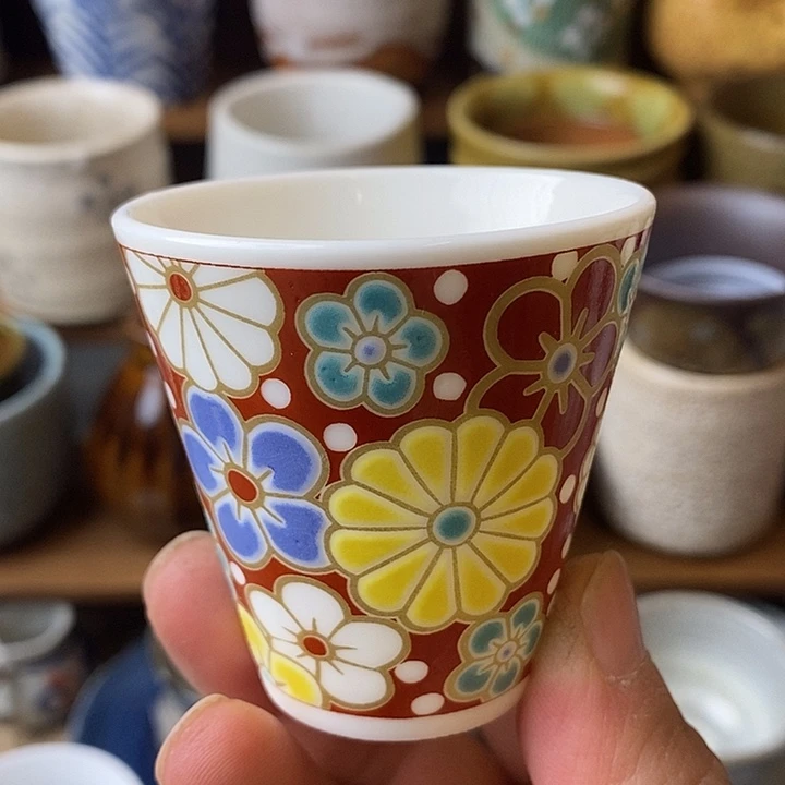 009 中古品默认微瑕满18包邮