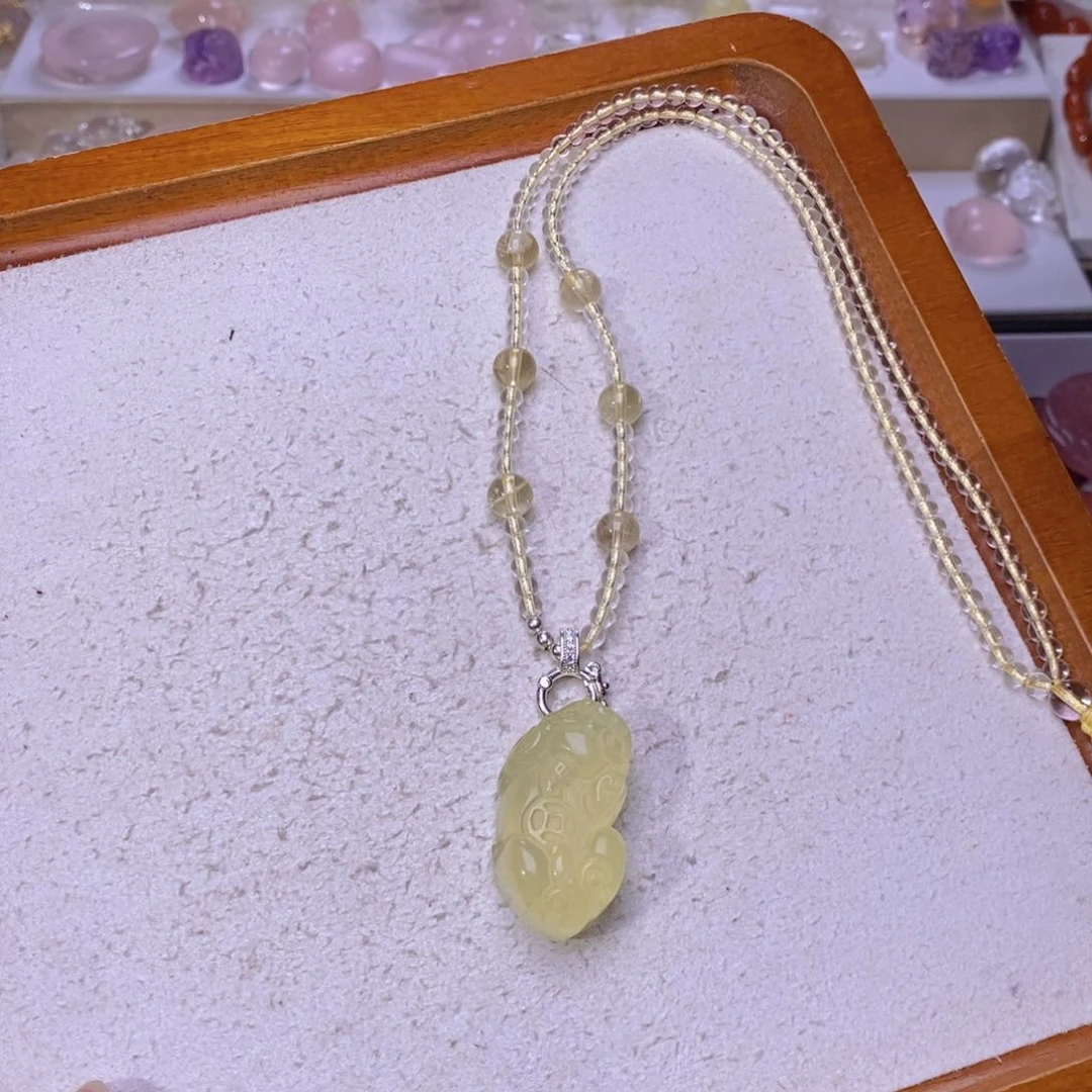 未镶嵌颈饰水晶?****?一套宠链