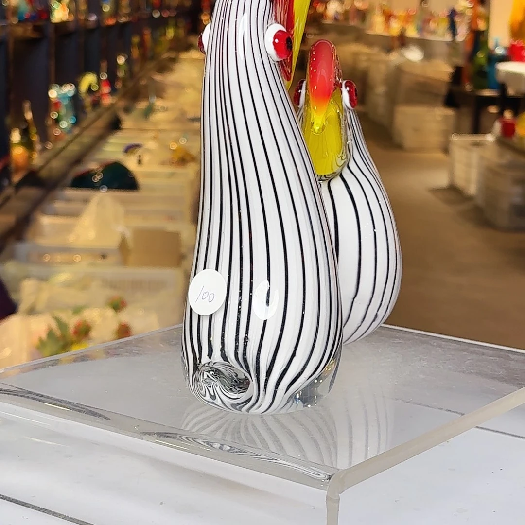 琉璃手工艺品琉璃岛上有个叫小