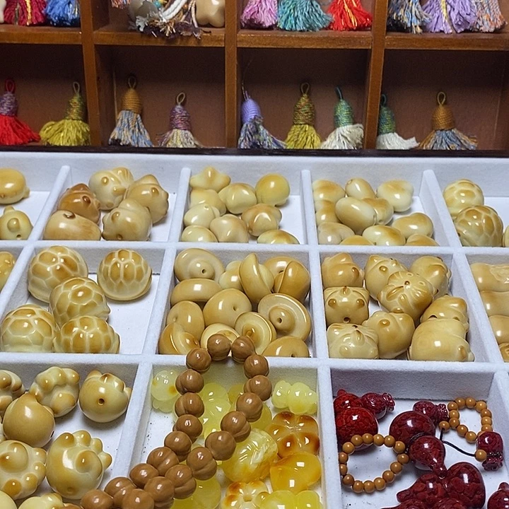 大***菲猴头核桃吊坠流苏