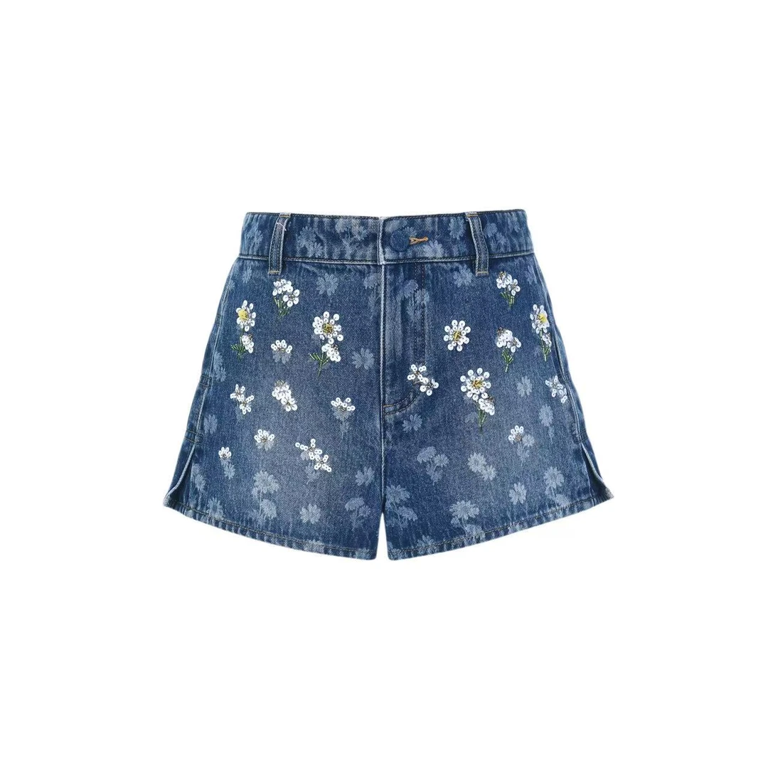 拉飞姆2025春 雏菊钉珠装饰牛仔短裤LF25C61NP202