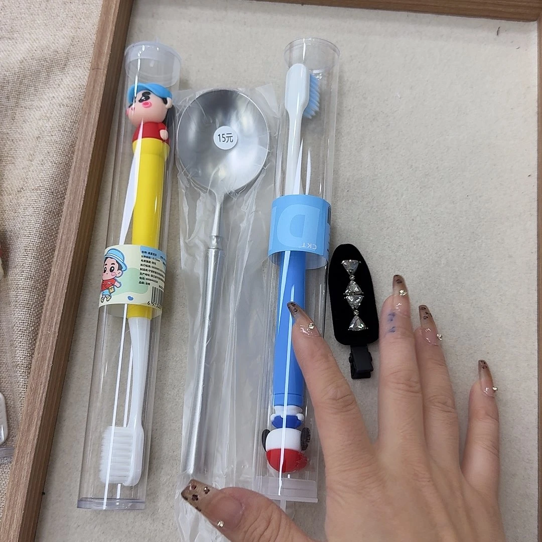 皮质铁合金夹子49