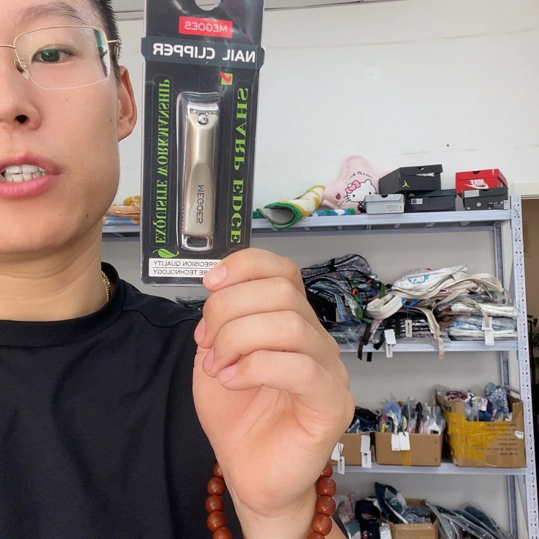 PU化妆包等产品和产品