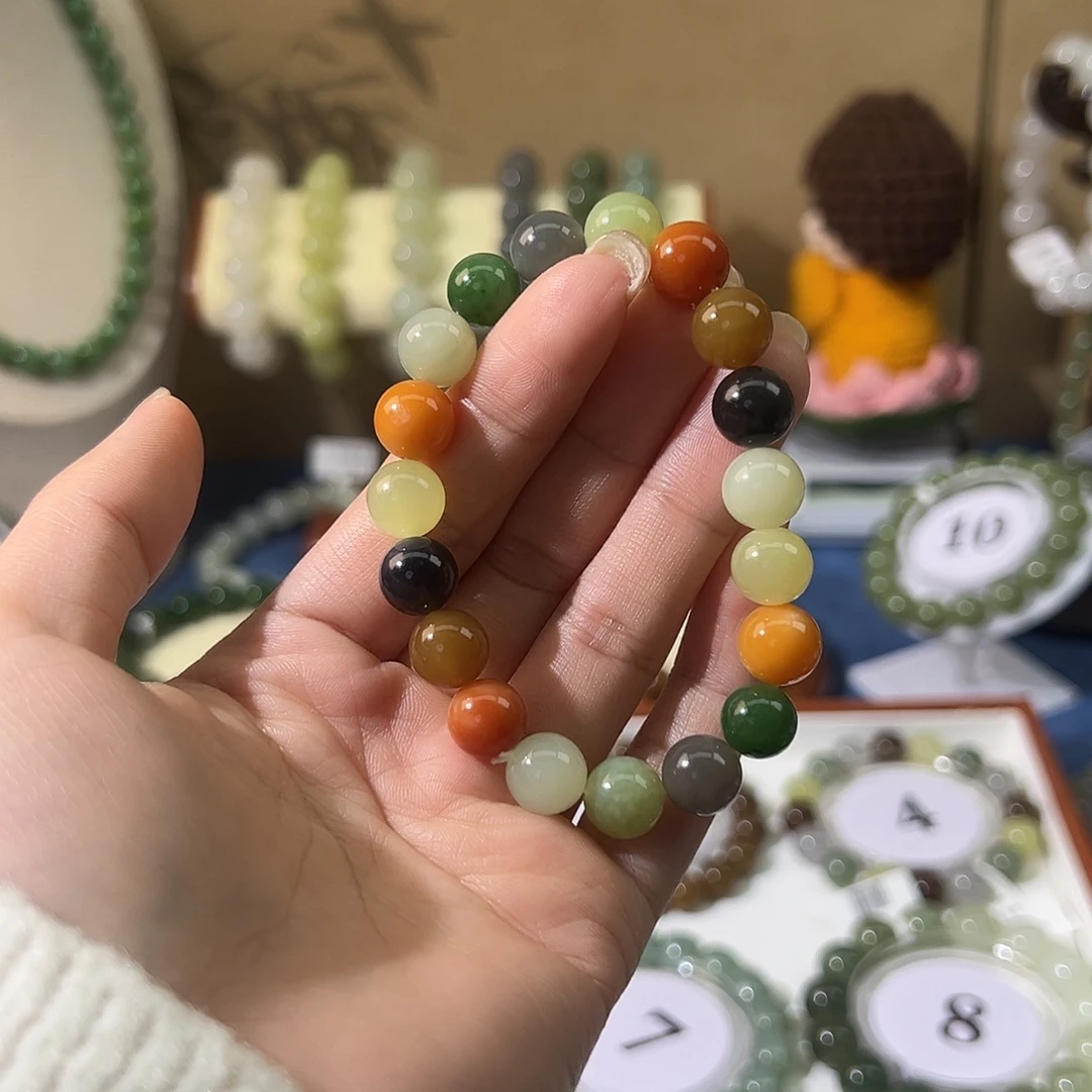 和田玉未镶嵌手串