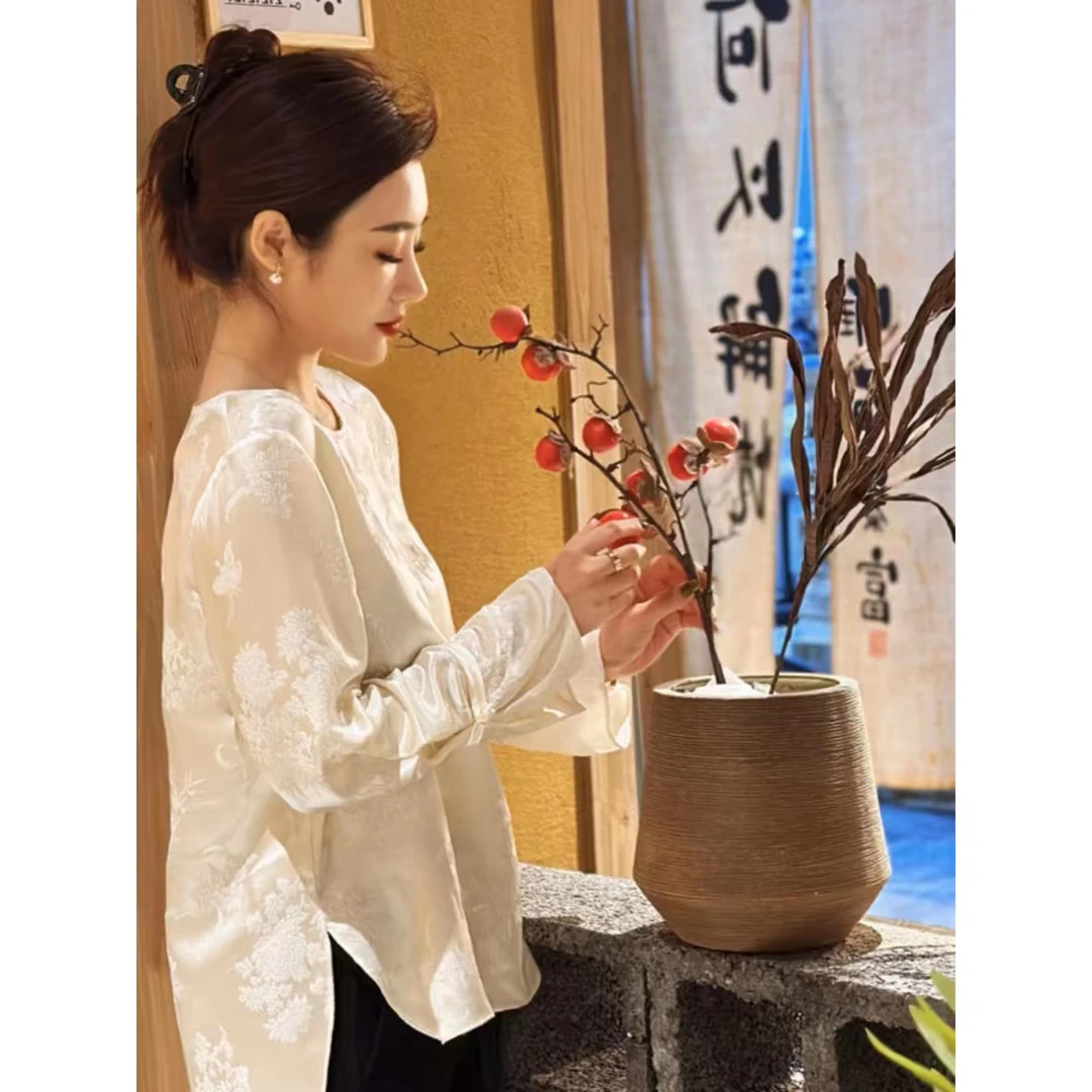 官图024春季新款新中式盘扣提花纯色衬衫女休闲内搭外穿上衣古风