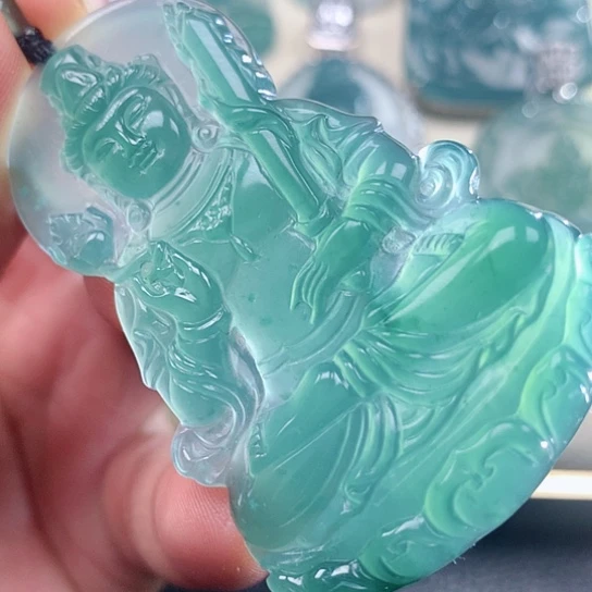 【闪购商品】翡翠颈饰未镶嵌天然翡翠