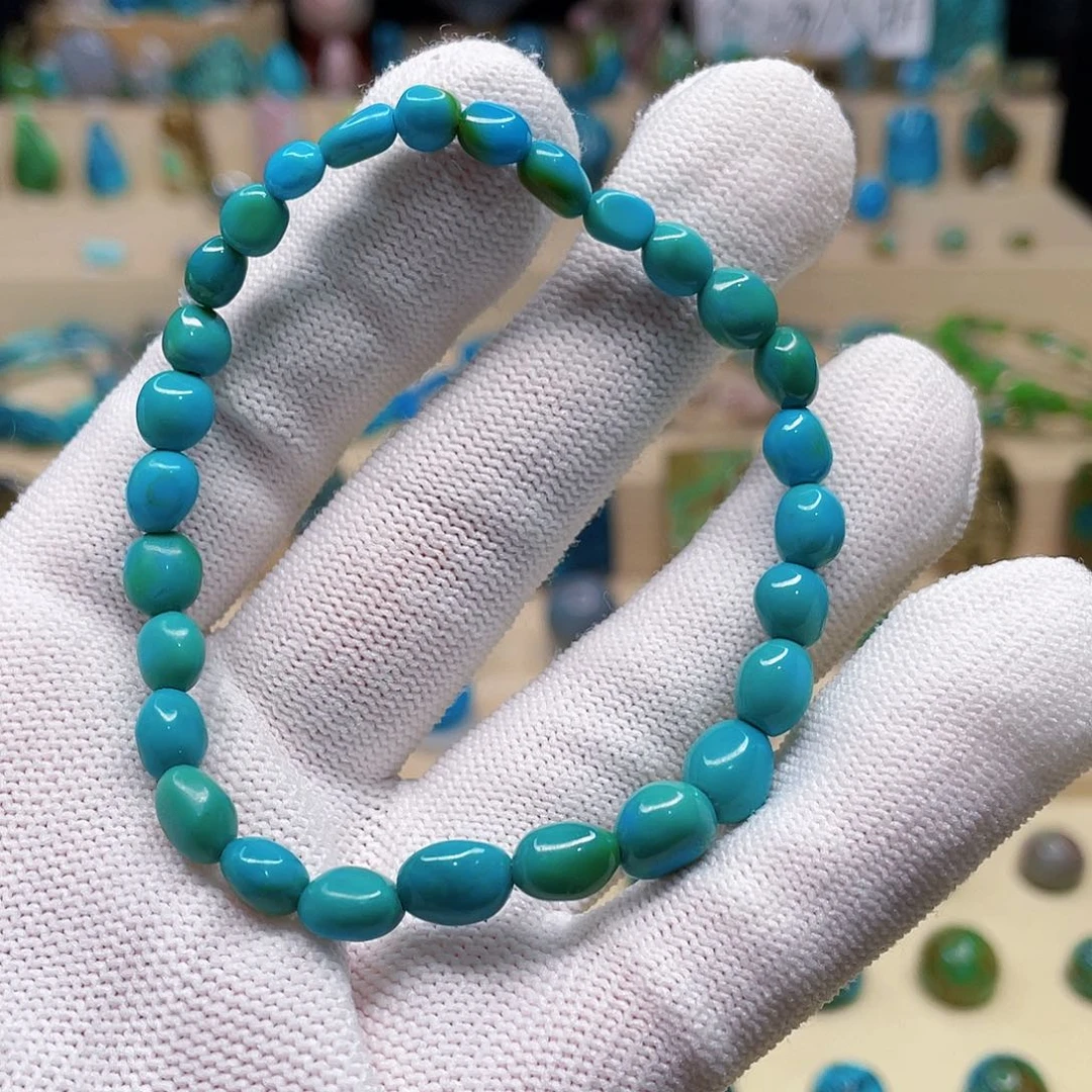 绿松石未镶嵌颈饰