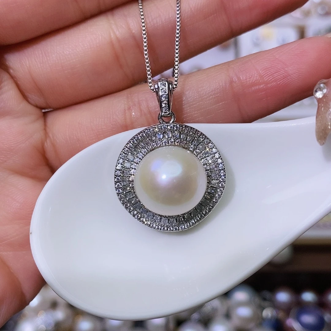 淡水珍珠颈饰合金