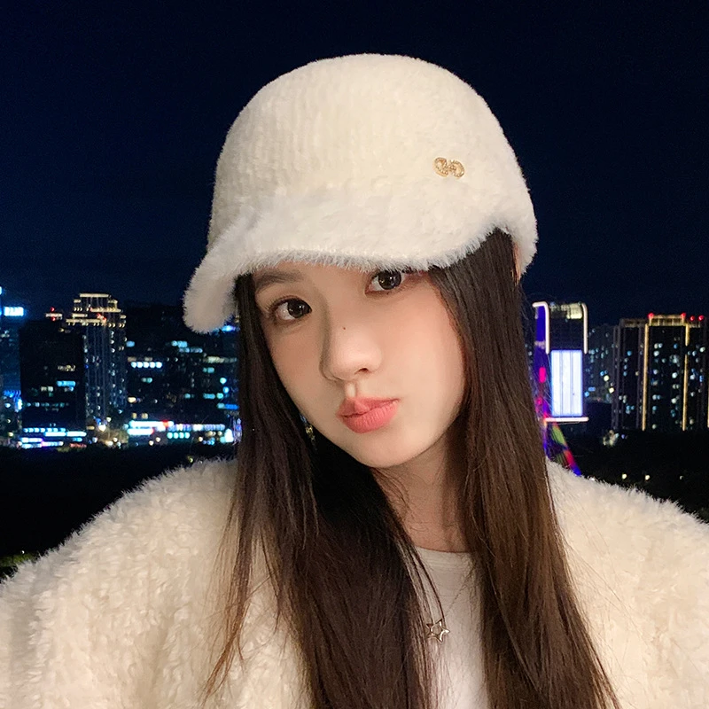 韩系秋冬季帽子女毛绒保暖加绒加厚防寒鸭舌帽显脸小时尚休闲百搭