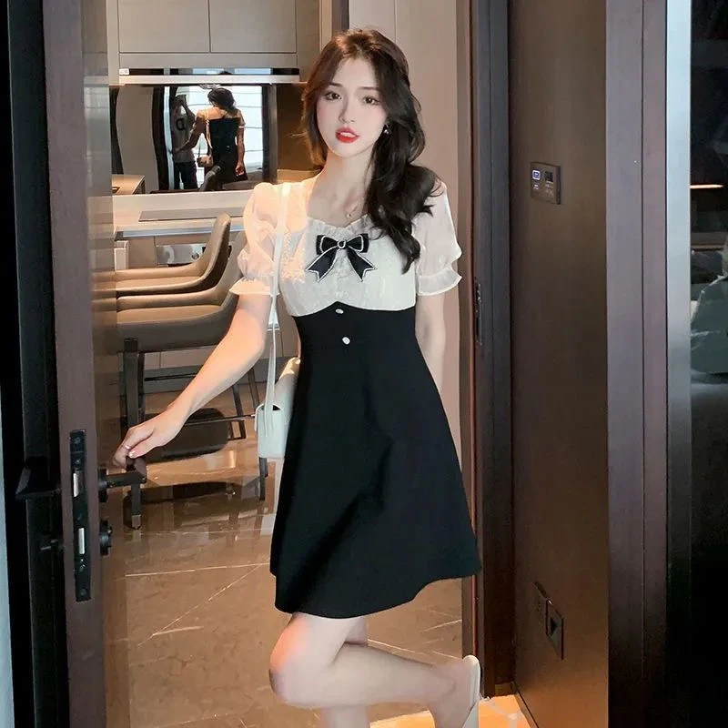 连衣裙2025新款小香风 短袖拼接蝴蝶结优雅方领收腰显瘦减龄a字裙