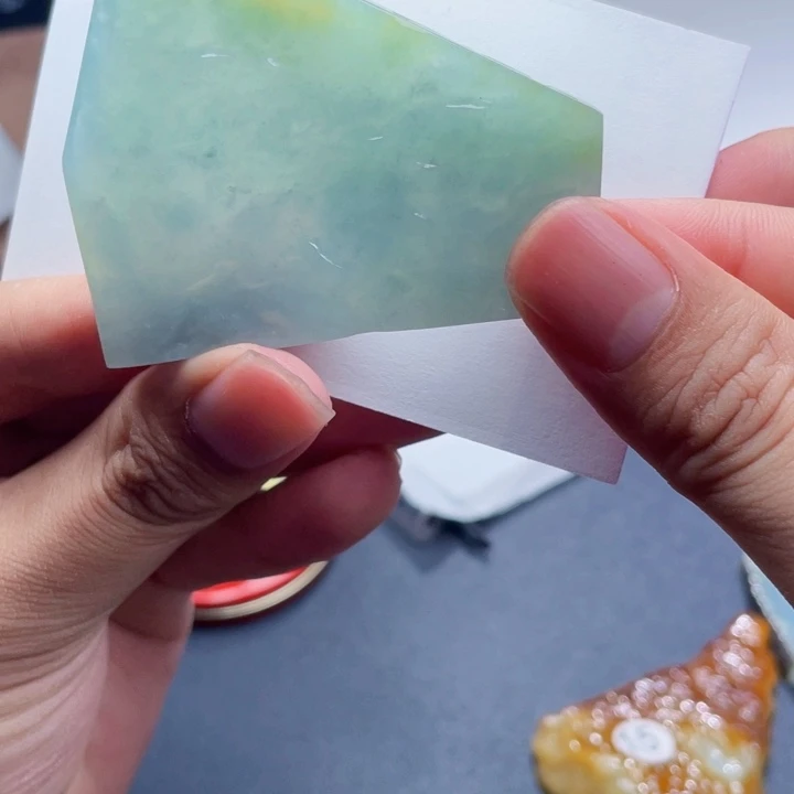 未镶嵌定制翡翠糯冰湖水绿飘黄牌子料有开脸位