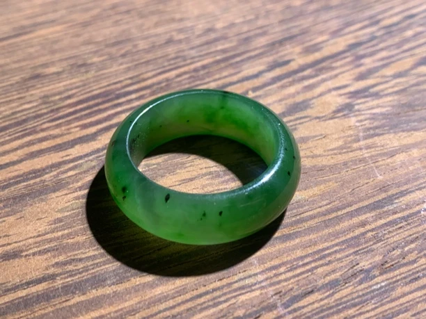 【拍一发一】和田碧玉菠菜绿男女戒指多样性发货