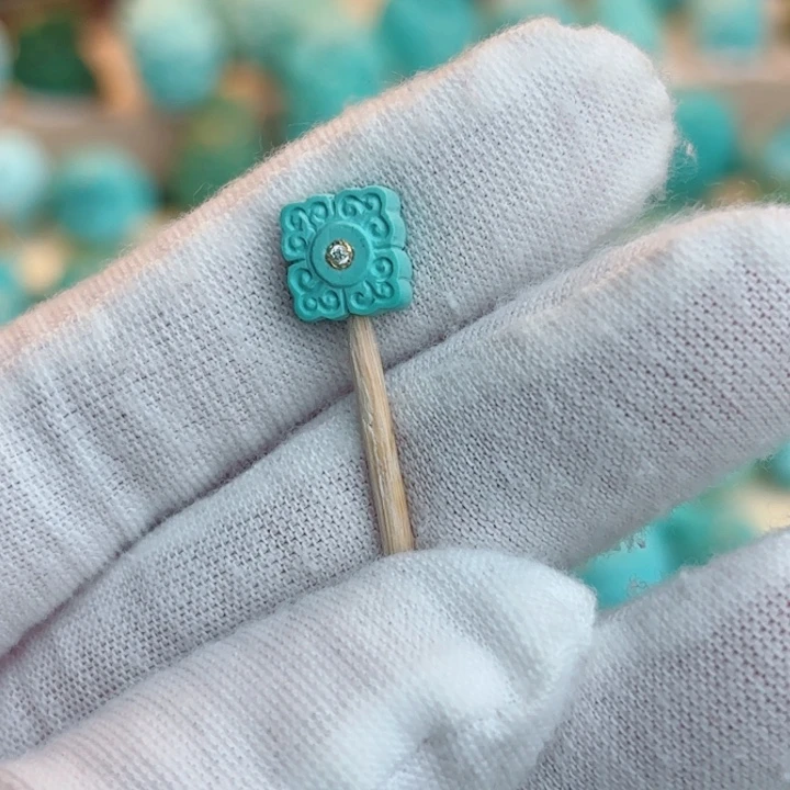 未镶嵌绿松石珠宝奇石