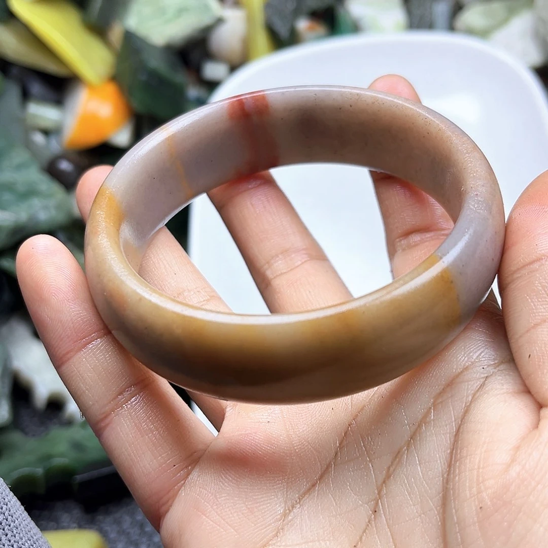 颈饰未镶嵌石英质玉67