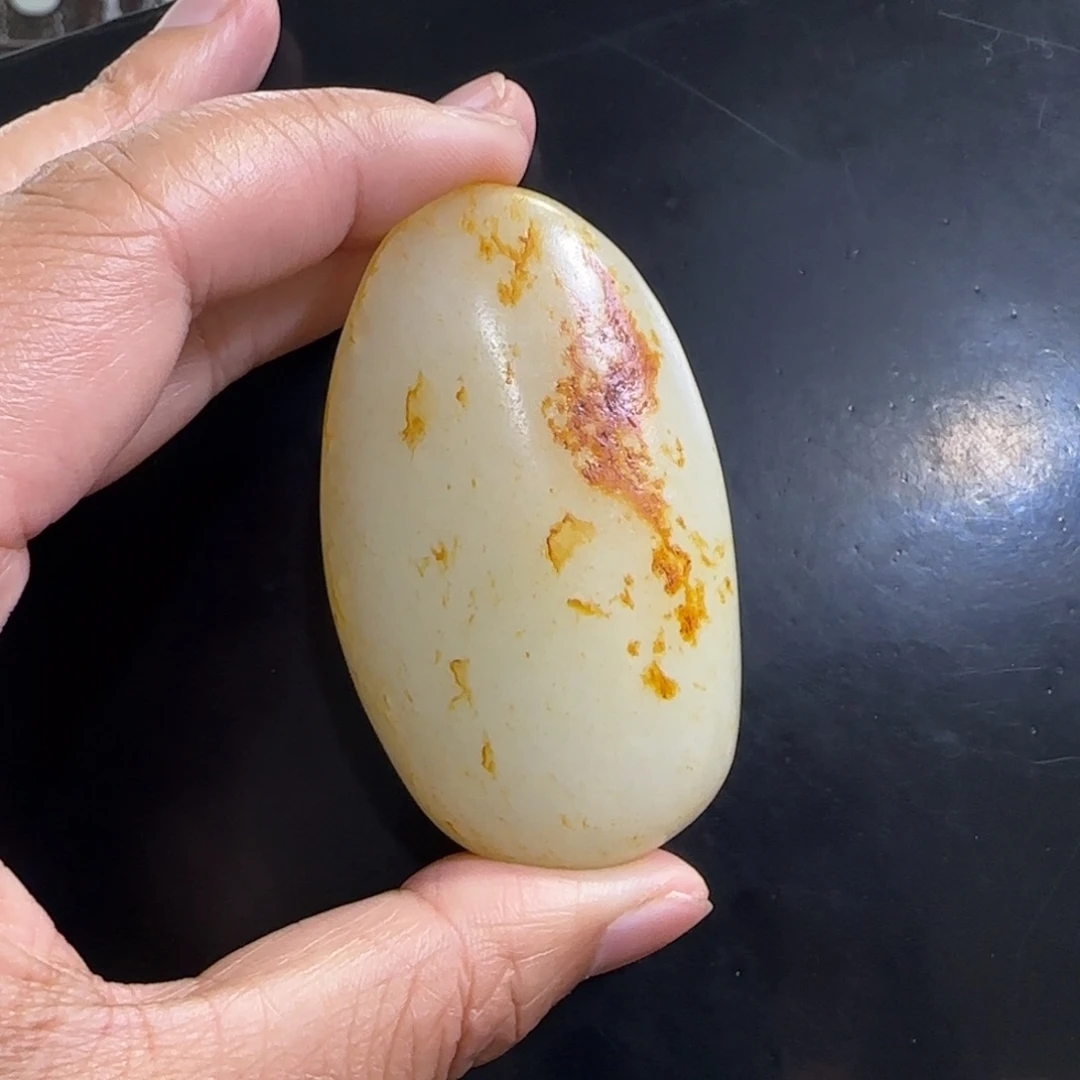 未镶嵌和田玉耳饰