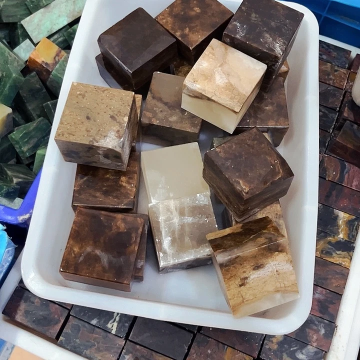 青田石印石搬*周今天我也很