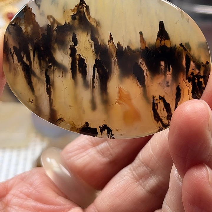 晚***M玛瑙/玉髓未镶嵌颈饰