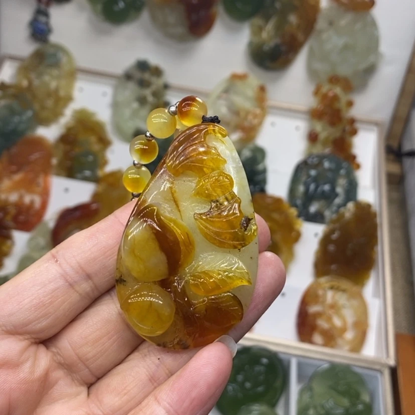 【闪购商品】未镶嵌蛇纹石玉颈饰