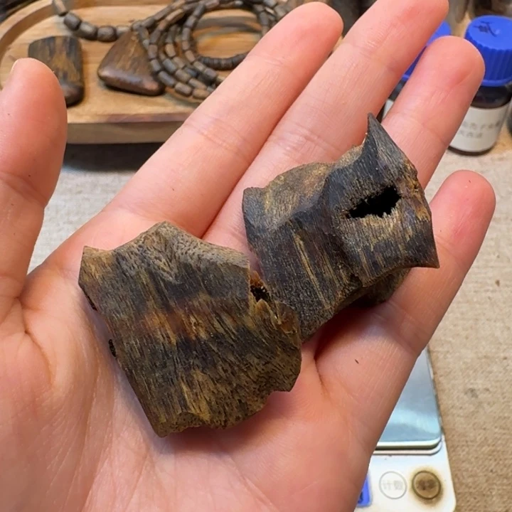 沉香碎屑沉香海南天然莺歌绿龙骨香老料10克