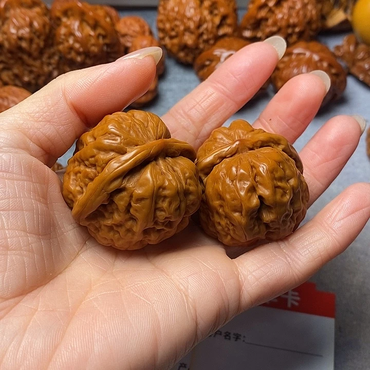 文玩核桃吊坠蛤蟆