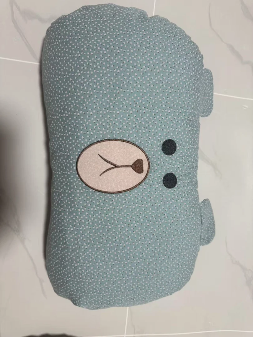 水洗棉刺绣枕头65*35（不包括耳朵）