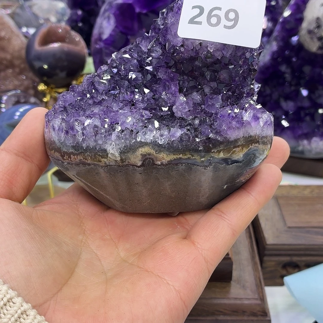 水晶未镶嵌大型摆件（非配饰）