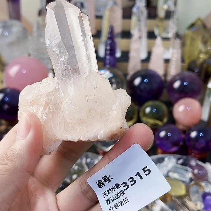 未镶嵌颈饰水晶晶簇