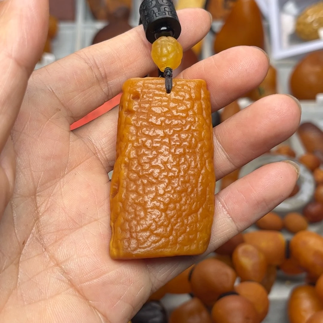 琥珀裸石未镶嵌天然蜜蜡吊坠