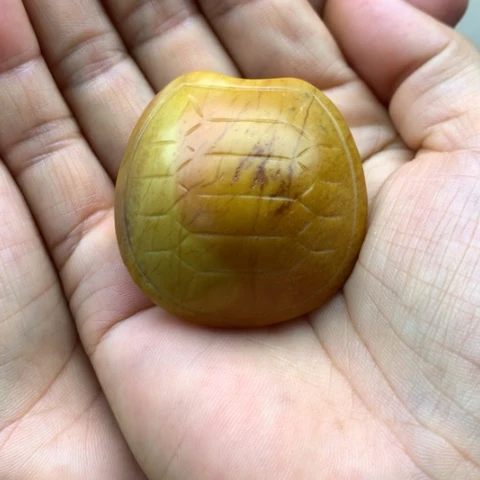 【闪购商品】未镶嵌岫岩河磨玉（透闪石质玉）把件柴**站