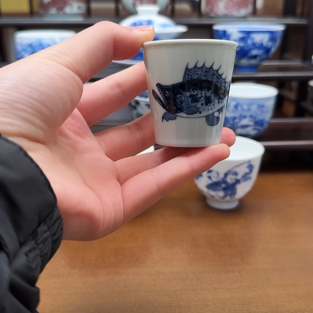 瓷片小鳜鱼手绘可乐杯