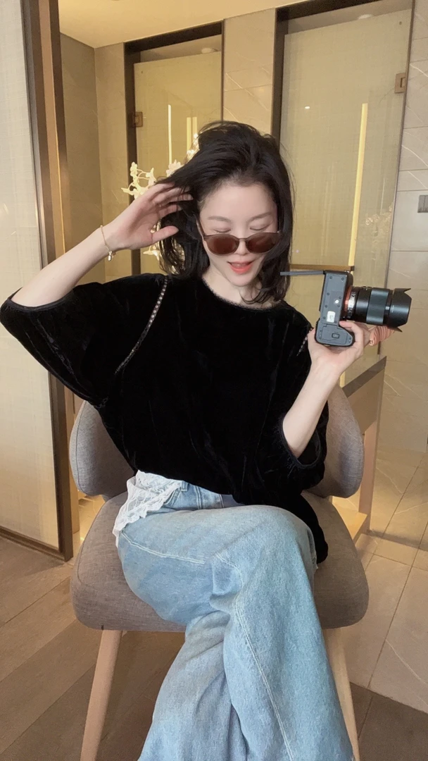 【悦悦专属】新款灯笼袖丝绒衬衣Y32