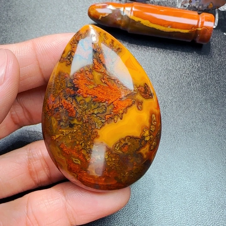 玛瑙/玉髓战国红未镶嵌H****夢