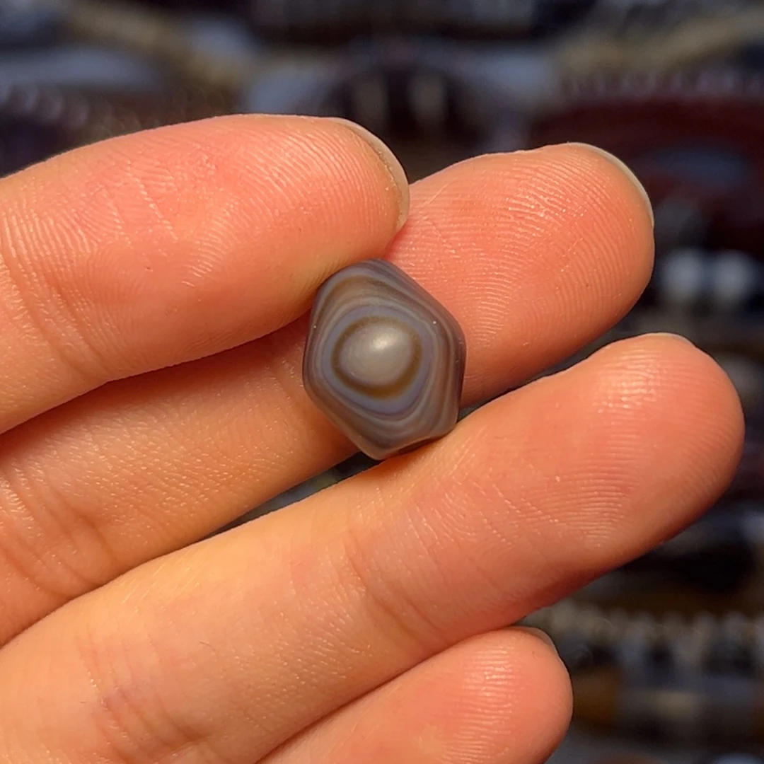 玛瑙/玉髓未镶嵌珠宝奇石