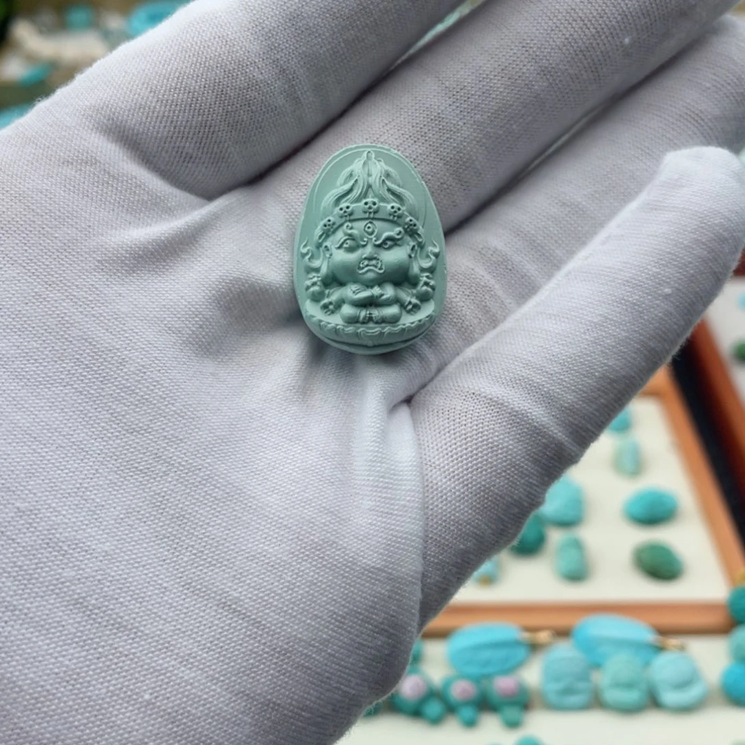 绿松石未镶嵌珠宝奇石