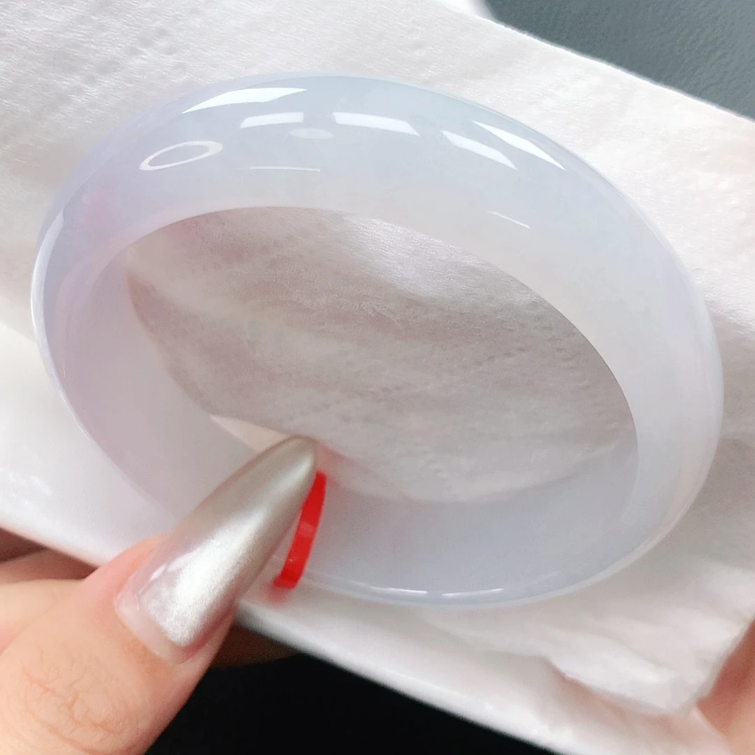 翡翠手镯未镶嵌57圈