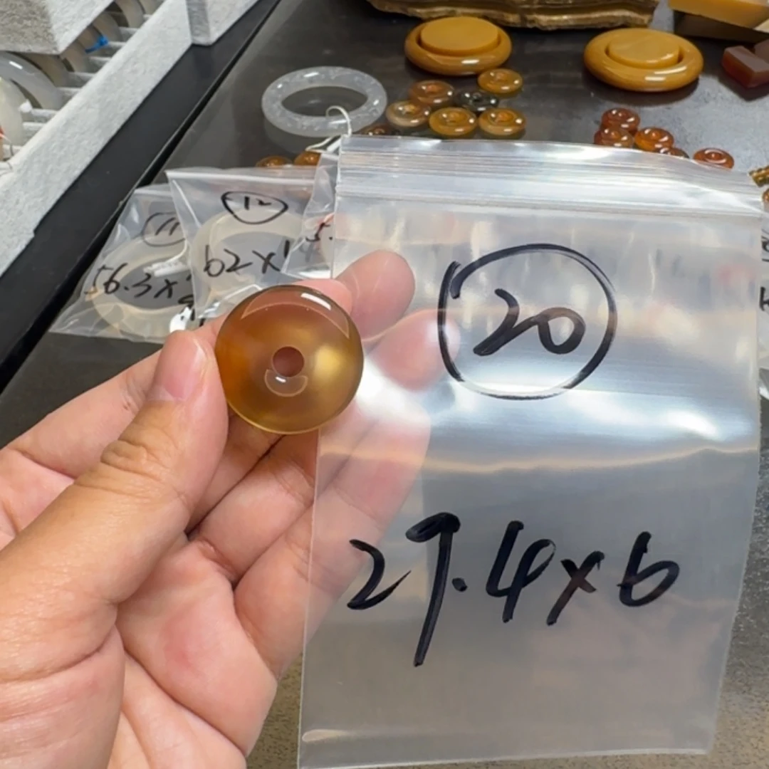 玛瑙/玉髓未镶嵌珠宝半成品