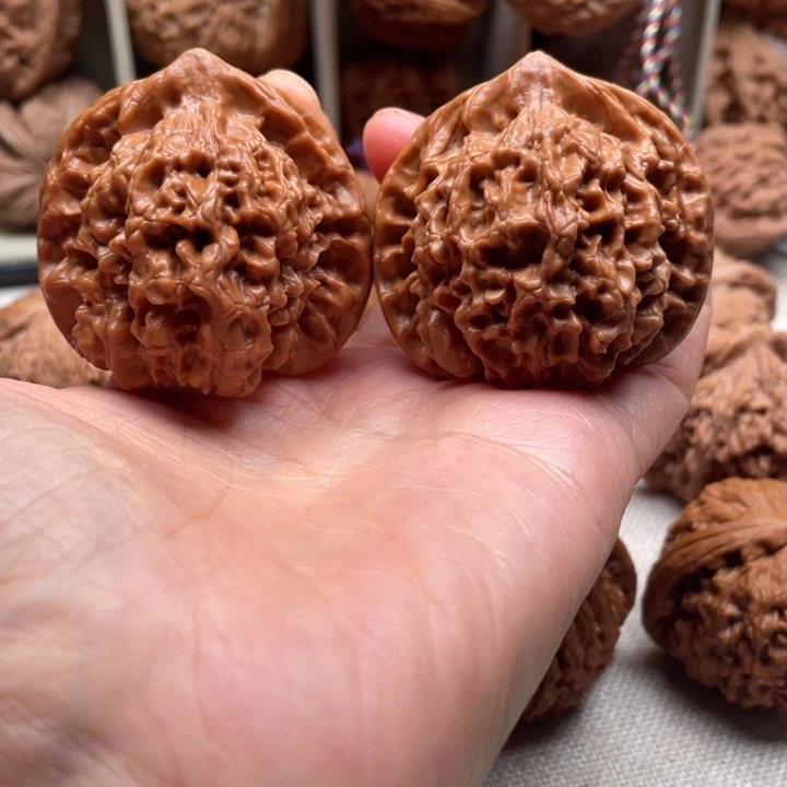 文玩核桃吊坠46全品官帽